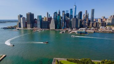 Nyár New Yorkban – Mit érdemes még most lefoglalni 2025 július–augusztusra?